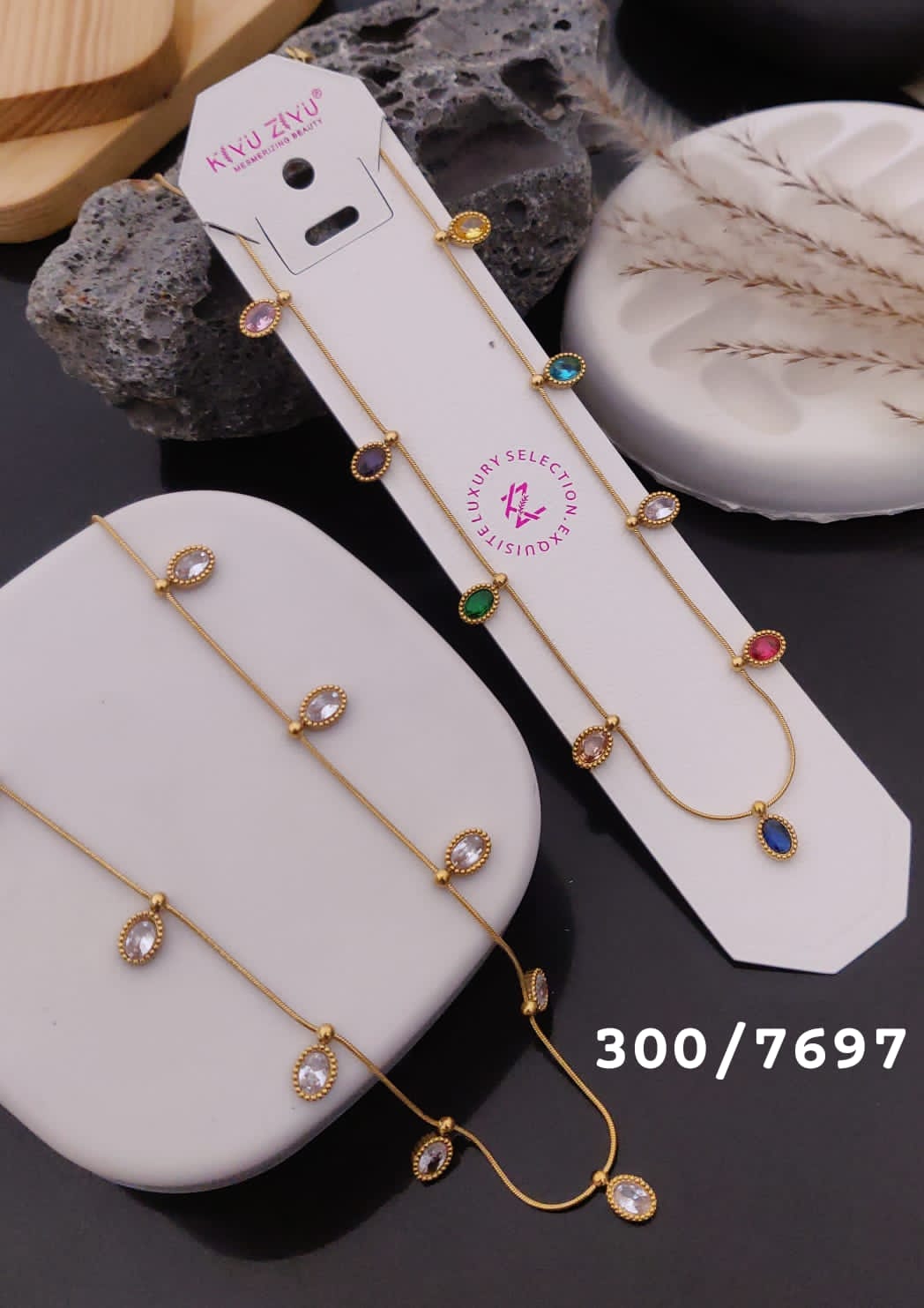 Kiyu Jiyu 18 K Gold-Plated Pendant Necklace – Elegant &amp; Timeless